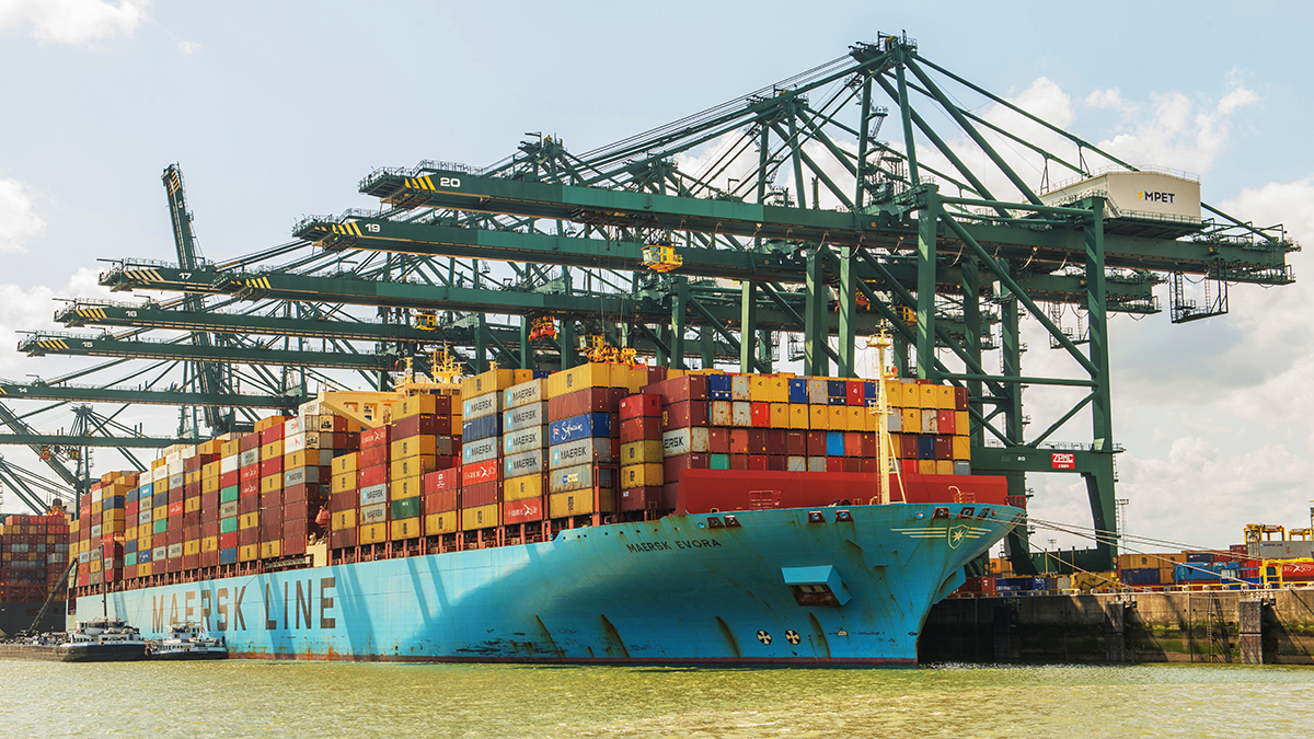 Container Handling Record in The Port of Antwerp Container Handling Record in The Port of Antwerp